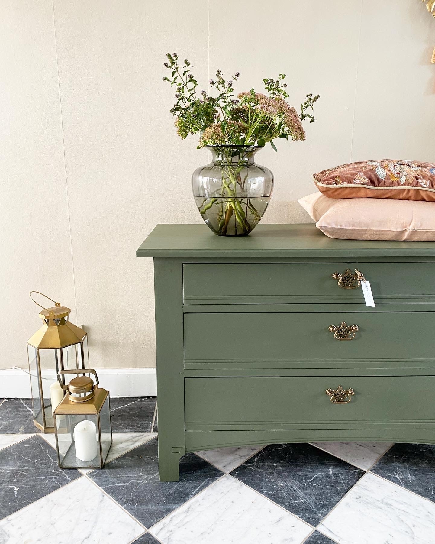 Fusion mineral painted furniture online