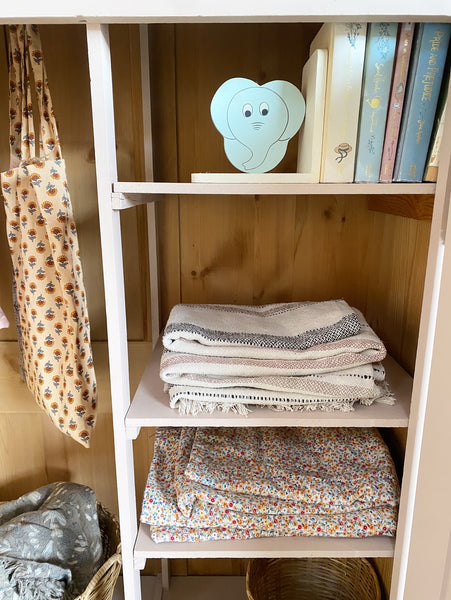 Dobbeltdørs karlekammerskab