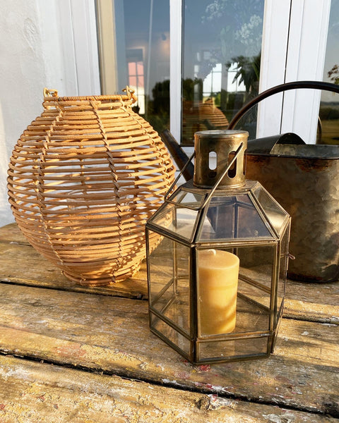 Bamboo lantern round