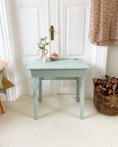 Vintage school desk/table