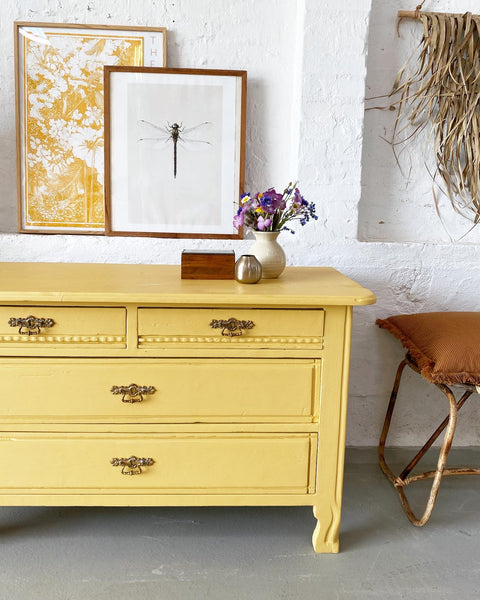 Large chest of drawers/bench