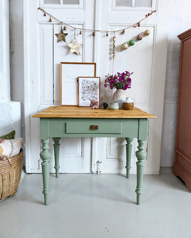 Nice vintage table