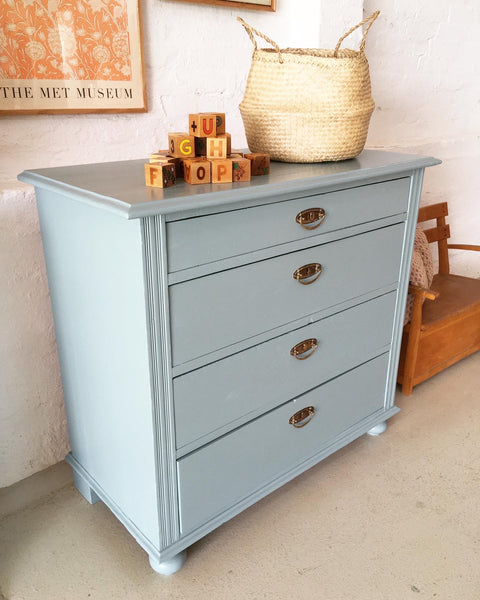 Sea blue vintage chest of drawers