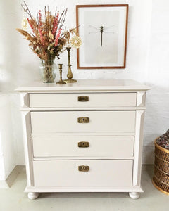 Vintage chest of drawers - light powder