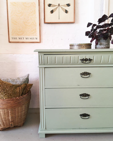 Vintage dresser - dusty green