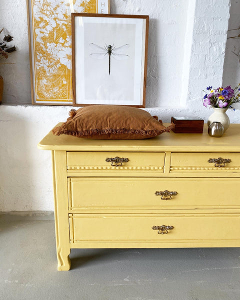 Large chest of drawers/bench