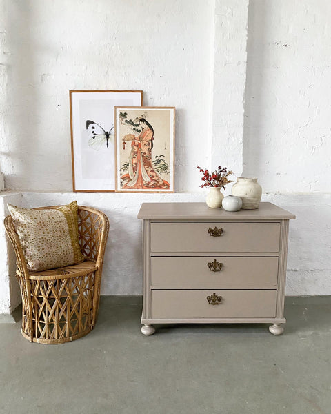 Beautiful vintage dresser