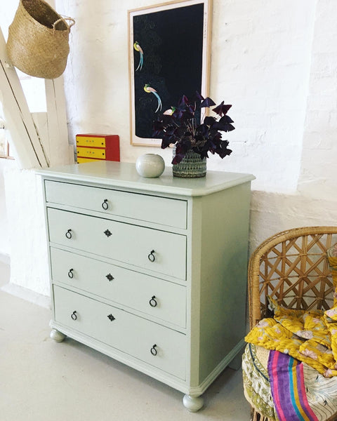 Vintage dresser - dusty green