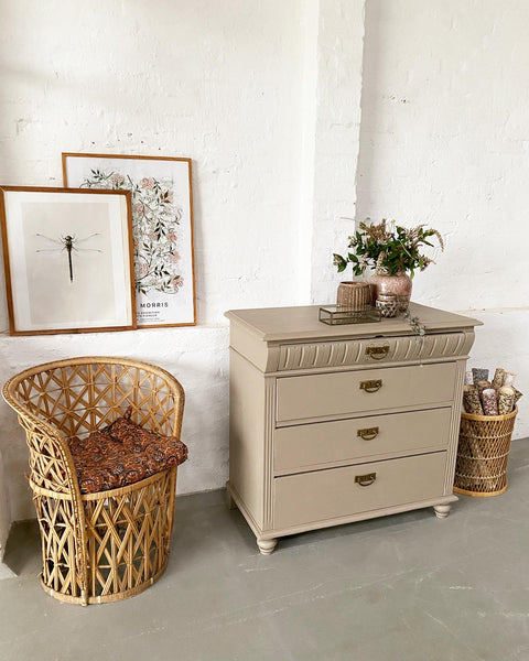 Beautiful vintage dresser