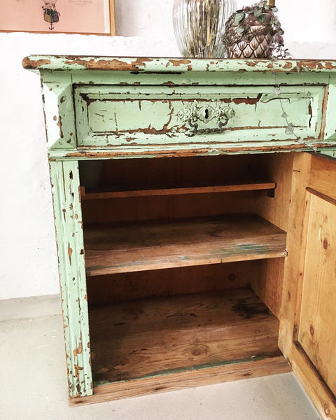 Vintage cabinet