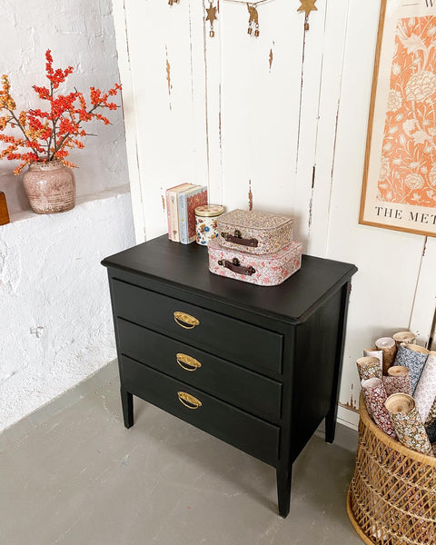 Beautiful vintage dresser