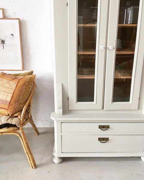 Beautiful double-door display cabinet