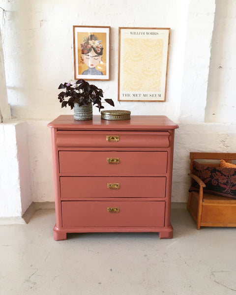 Vintage chest of drawers in a beautiful colour