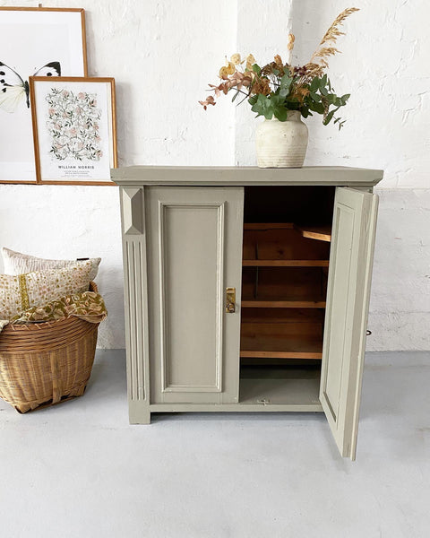 Beautiful vintage cabinet